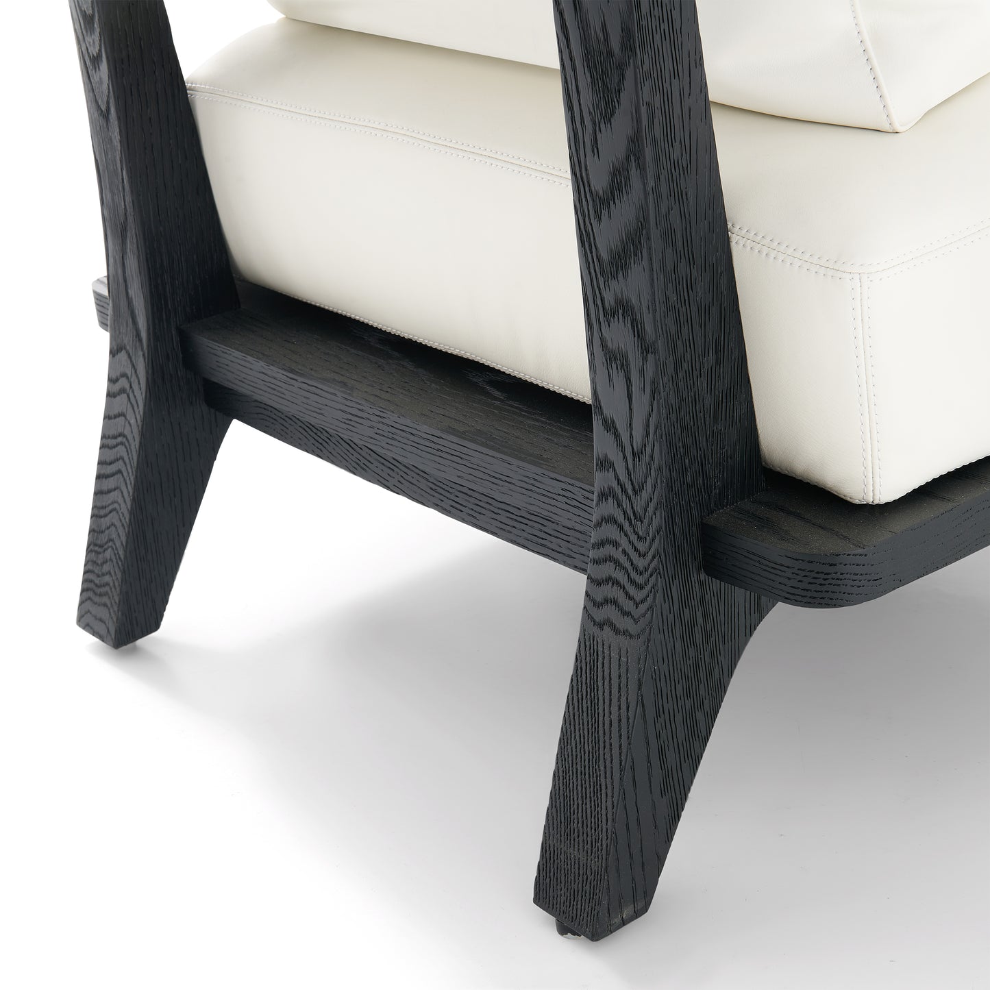Hans Lounge Chair