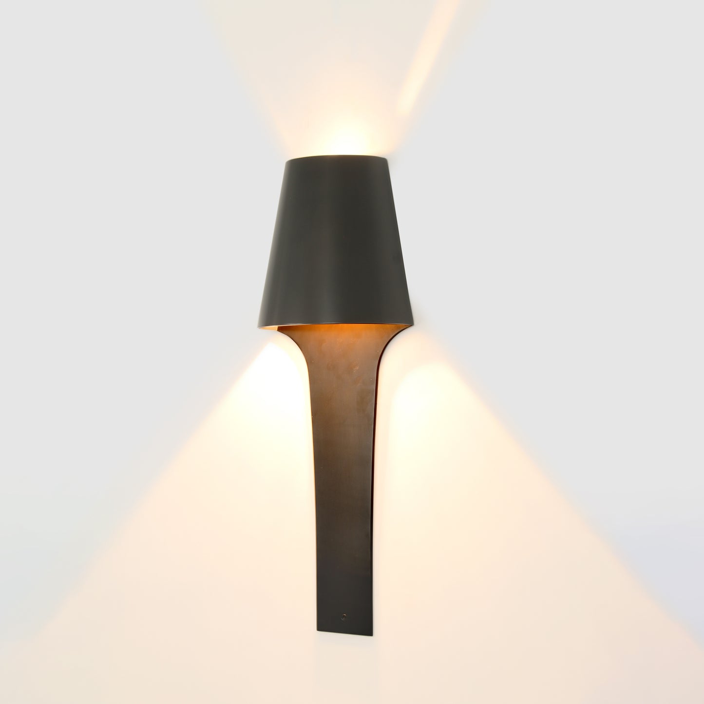 Marulo Sconce