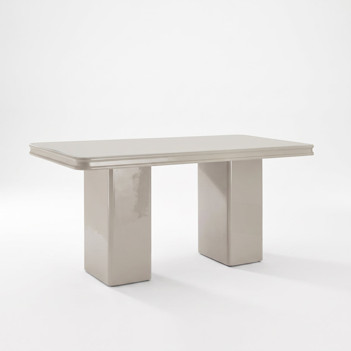 Isla Dining Table