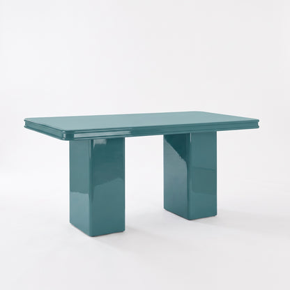 Isla Dining Table