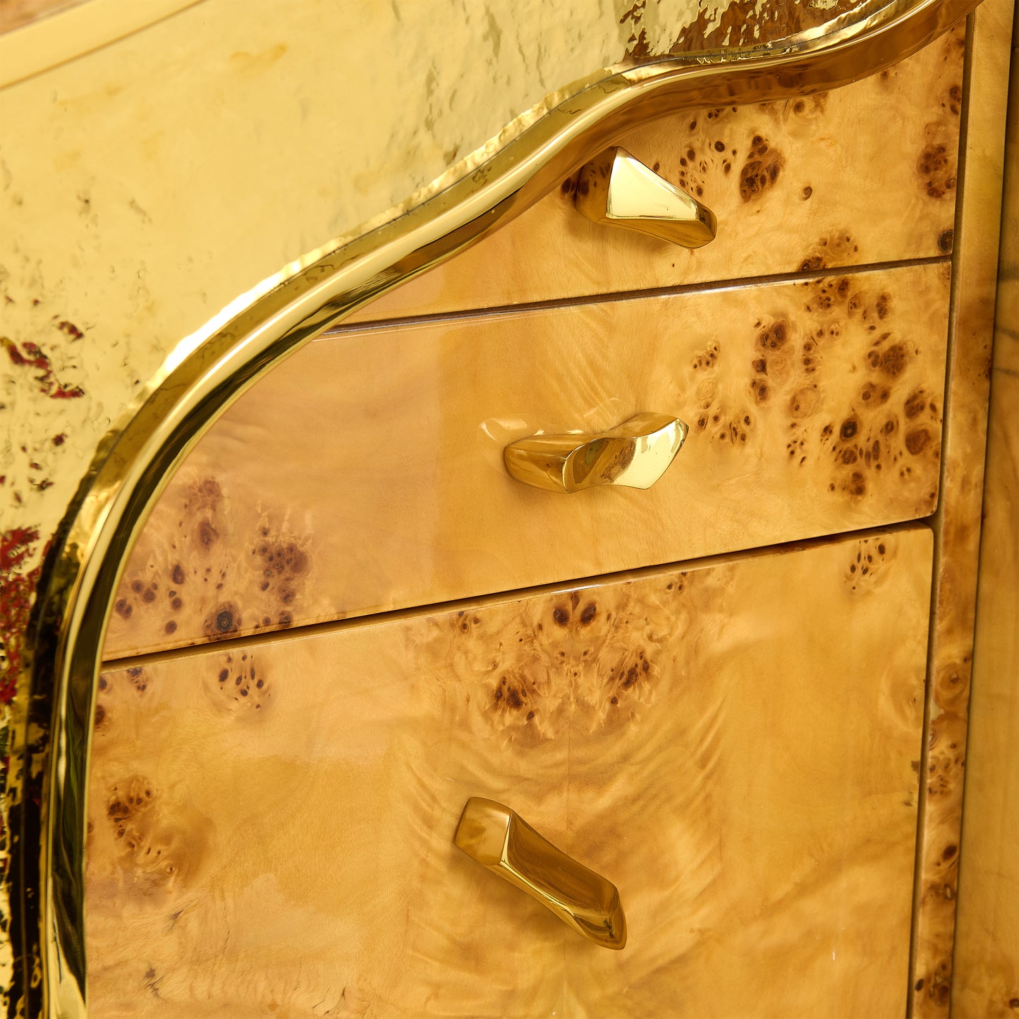 Vivian Cabinet